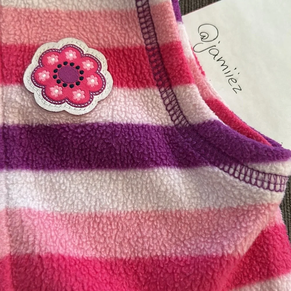 5/$20 Newborn Fleece Vest girls NB